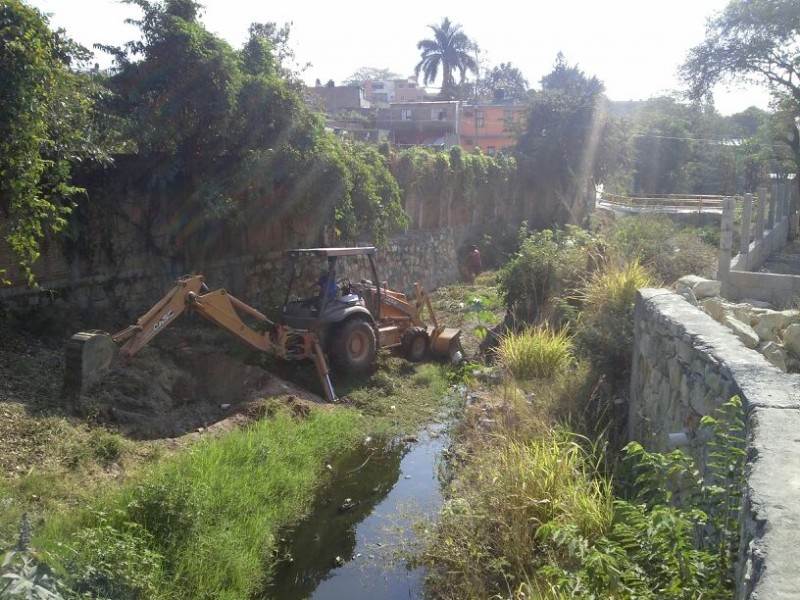 Gobierno de la Ciudad continúa limpieza del río Sabinal 5