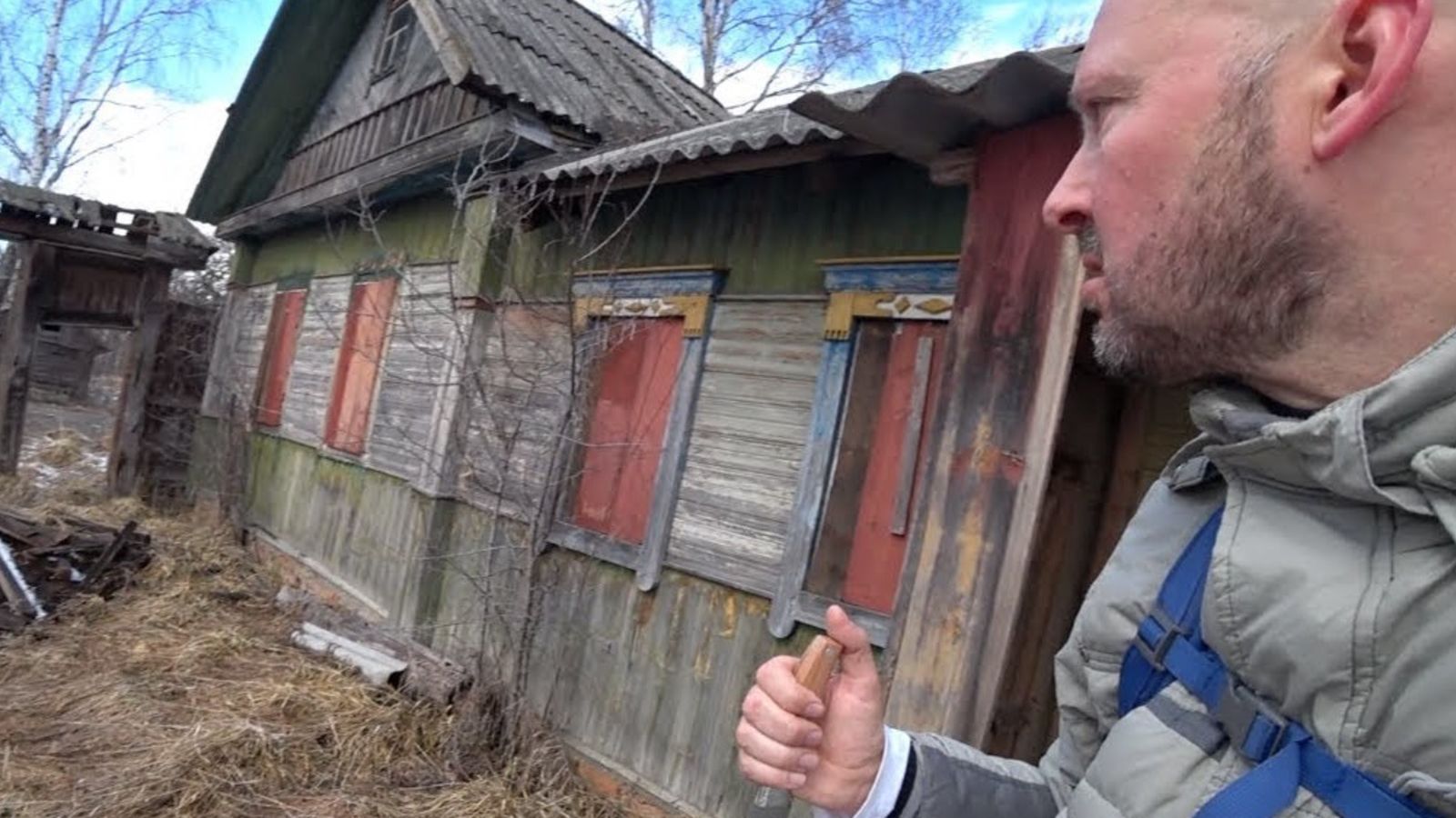 YouTuber entra a zona prohibida de Chernobyl y se encuentra a una abuela de 92 años que vive allí con su hijo