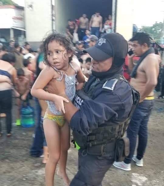 Rescatan a 134 migrantes en Veracruz, 71 de ellos son menores de edad