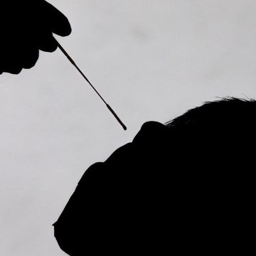 Italia registra más de 100,000 nuevos contagios y 223 muertos en solo 24 horas