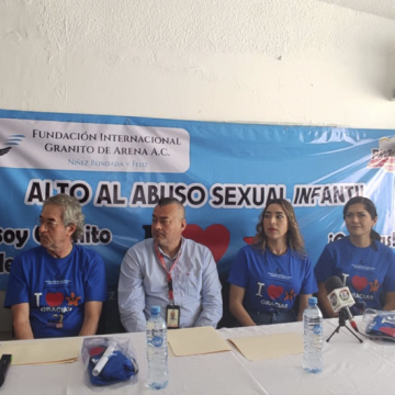 Tiendas Oxxo entrega redondeo de octubre a diciembre 2022 a la Fundación Granito de Arena dedicada a brindar ayuda a niños, niñas y adolescentes violentados sexualmente en la ciudad de Tuxtla Gutiérrez, Chiapas.
