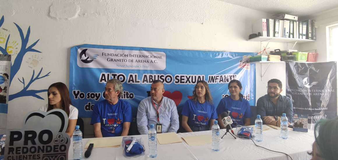 Tiendas Oxxo entrega redondeo de octubre a diciembre 2022 a la Fundación Granito de Arena dedicada a brindar ayuda a niños, niñas y adolescentes violentados sexualmente en la ciudad de Tuxtla Gutiérrez, Chiapas.